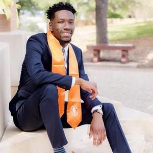 Meet your Posher, Zach